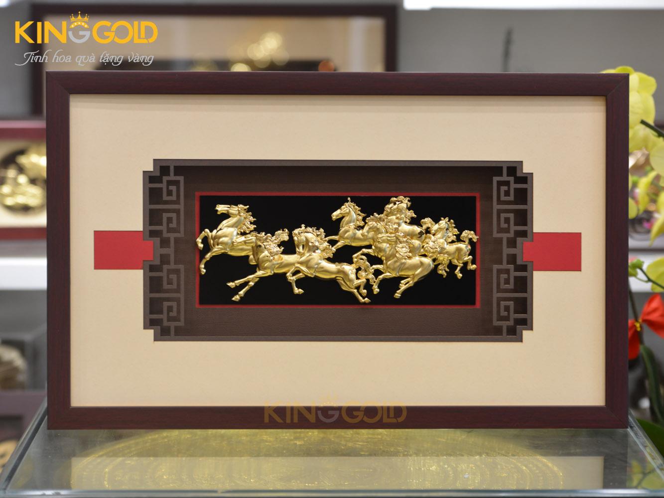 Tranh ngựa bằng vàng lá 24k- tuyệt phẩm quà tặng vàng cao cấp