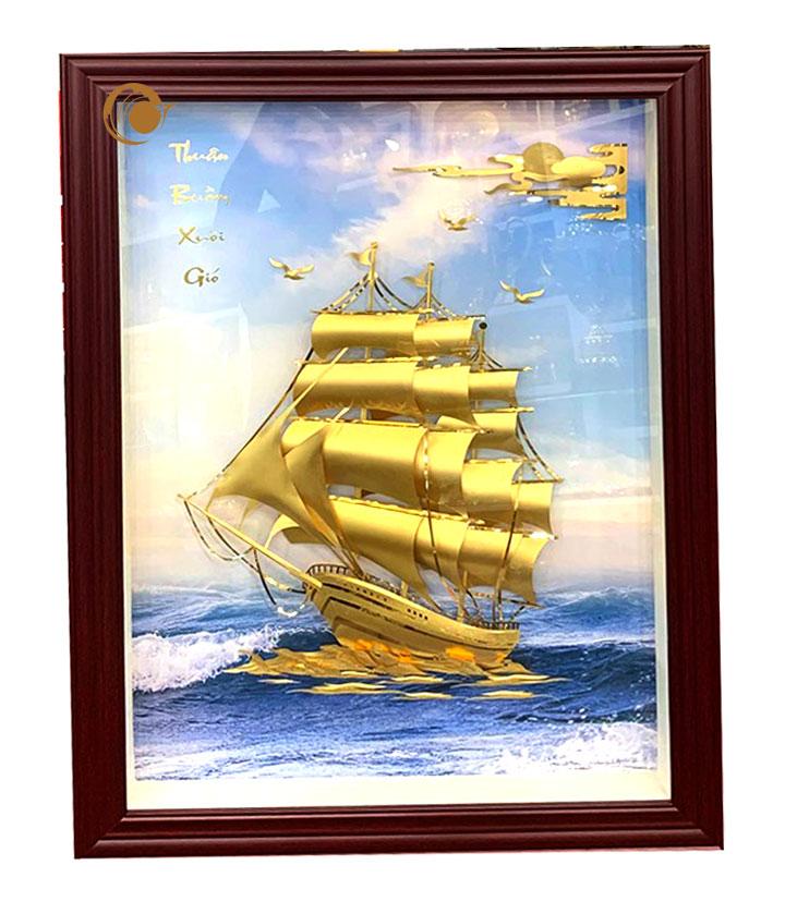 Tranh thuyền buồm bằng vàng khung 60x80 cm nền xanh
