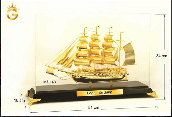 Mô hình Thuyền Buồm bằng đồng mạ vàng 24k 1m27
