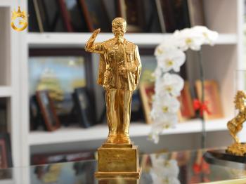 Tượng đồng Bác Hồ cỡ nhỏ làm quà tặng, tượng Bác Hồ mạ vàng 24k cao cấp